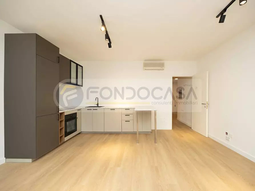 Immagine 4 di Appartamento in vendita  in Via Trasimeno 40/14 a Milano