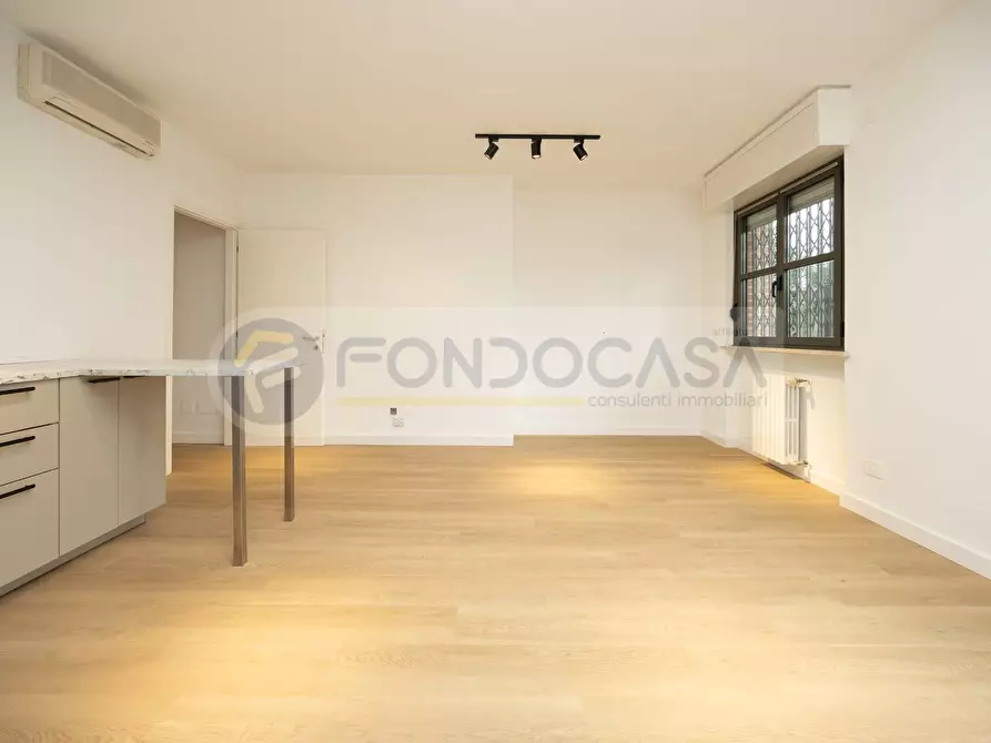 Immagine 5 di Appartamento in vendita  in Via Trasimeno 40/14 a Milano