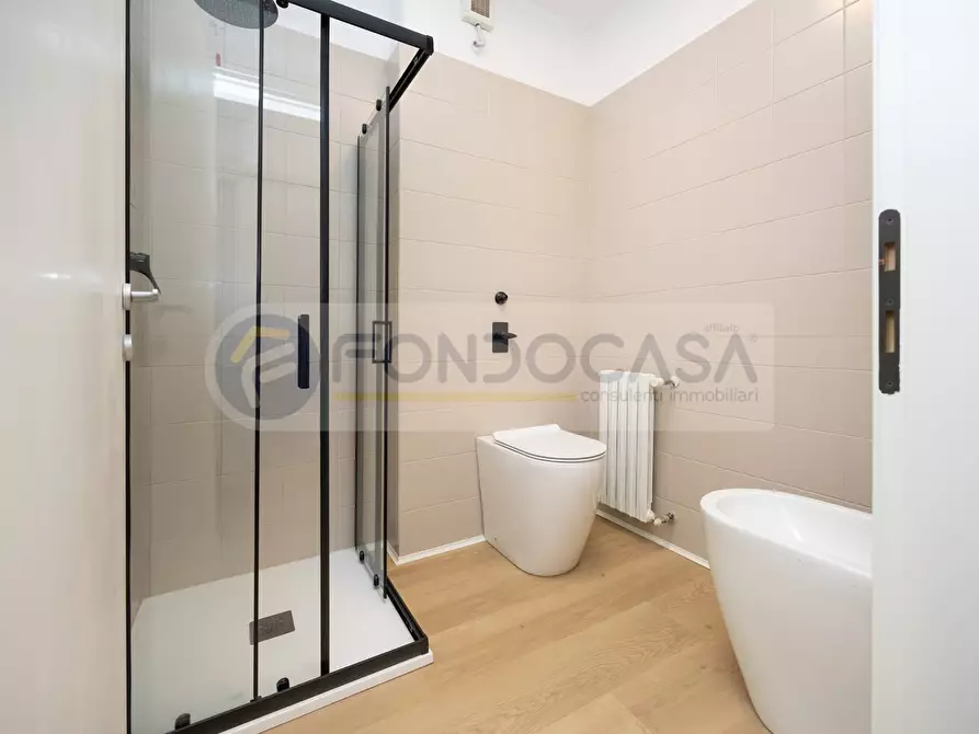 Immagine 15 di Appartamento in vendita  in Via Trasimeno 40/14 a Milano