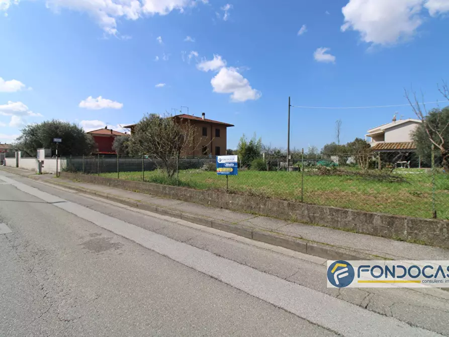 Immagine 15 di Terreno residenziale in vendita  in Via Del Popolo a Pontedera