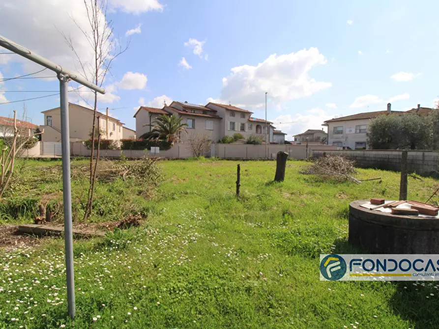 Immagine 11 di Terreno residenziale in vendita  in Via Del Popolo a Pontedera