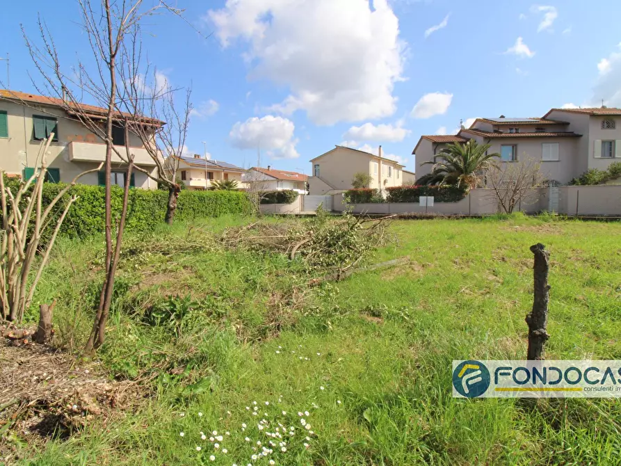 Immagine 12 di Terreno residenziale in vendita  in Via Del Popolo a Pontedera