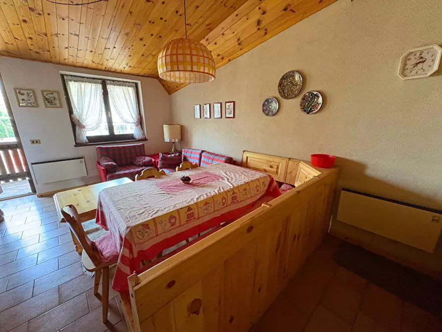 Immagine 3 di Appartamento in vendita  in Via Papa Giovanni XXII a Ardesio