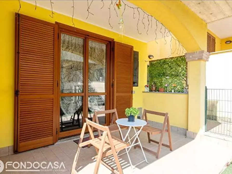 Immagine 2 di Appartamento in vendita  a Faloppio