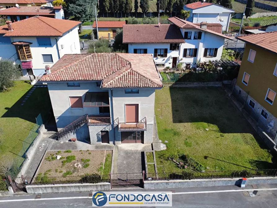 Immagine 5 di Villa in vendita  a Adro