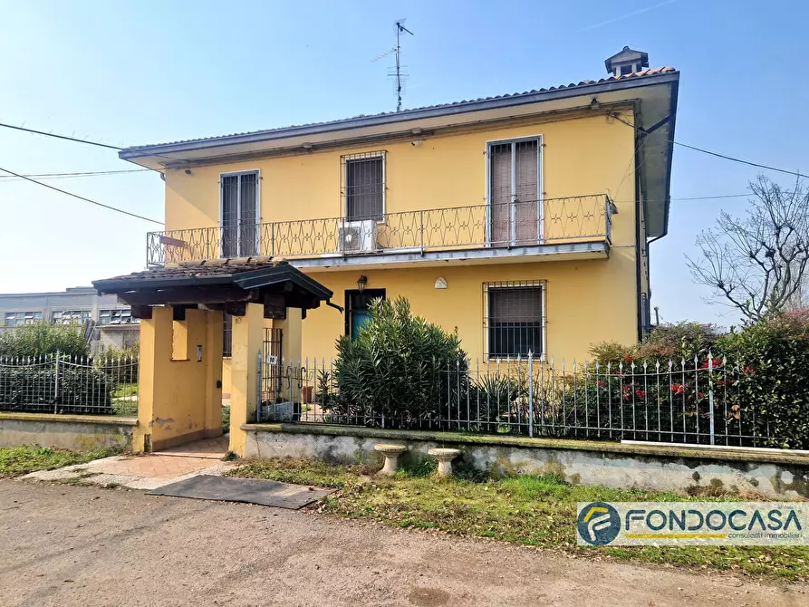 Immagine 17 di Villa in vendita  in VIA CAMPAGNA a Castegnato