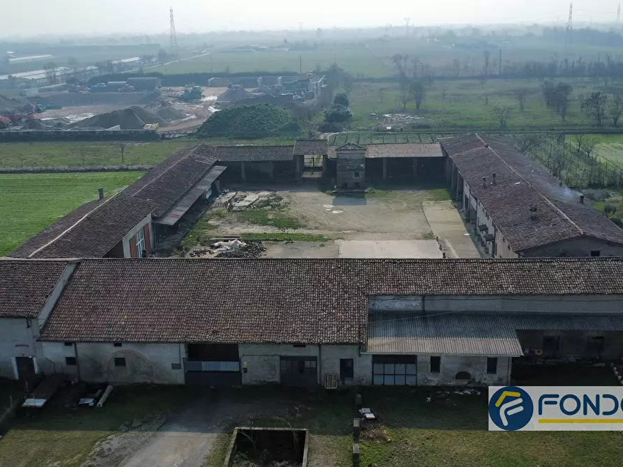 Immagine 14 di Rustico / casale in vendita  in VIA CAMPAGNA a Castegnato