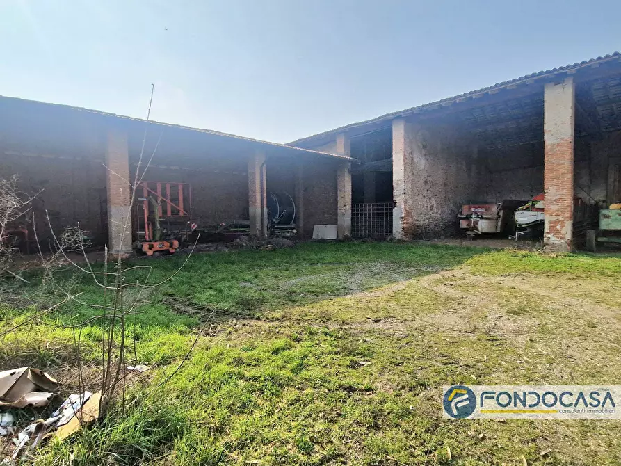 Immagine 17 di Rustico / casale in vendita  in VIA CAMPAGNA a Castegnato