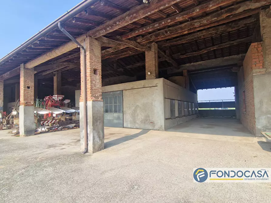 Immagine 22 di Rustico / casale in vendita  in VIA CAMPAGNA a Castegnato