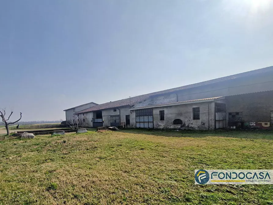 Immagine 24 di Rustico / casale in vendita  in VIA CAMPAGNA a Castegnato