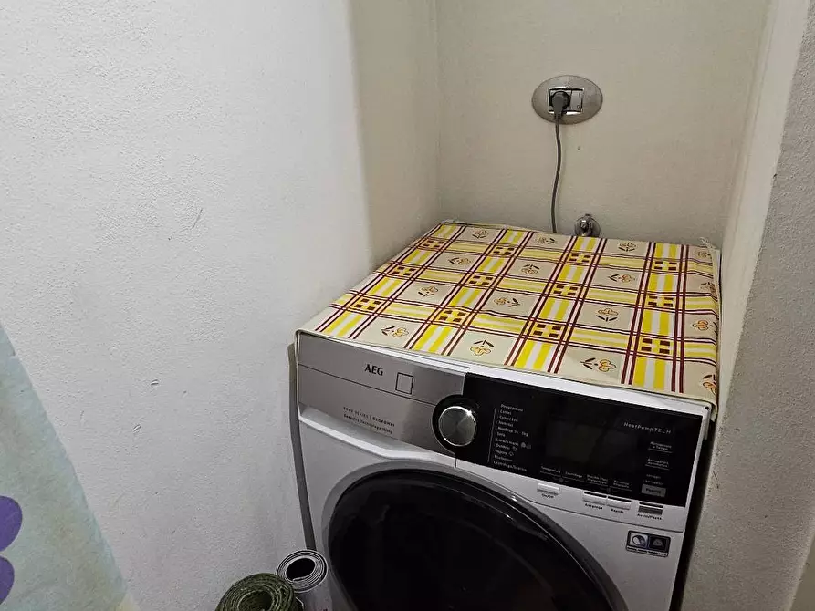 Immagine 11 di Appartamento in vendita  in Via Livenza 12 a Ravenna