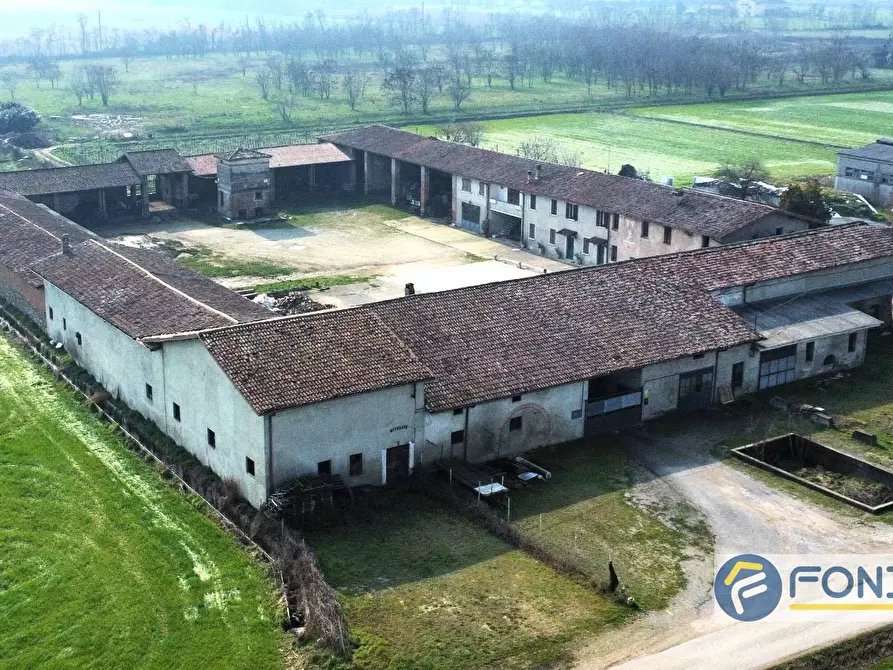 Immagine 3 di Rustico / casale in vendita  in VIA CAMPAGNA a Castegnato