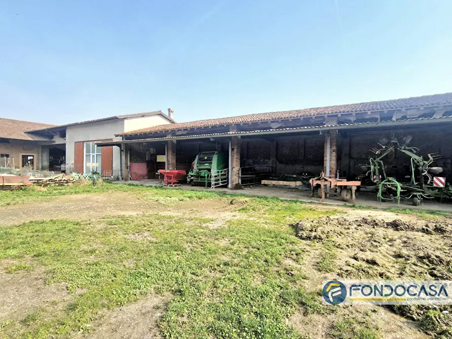 Immagine 22 di Rustico / casale in vendita  in VIA CAMPAGNA a Castegnato