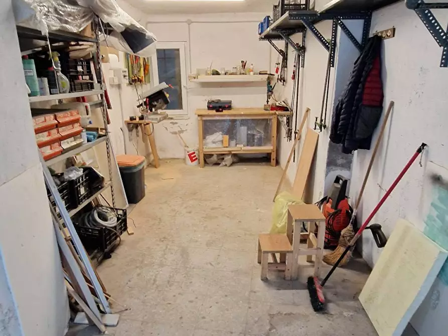 Immagine 4 di Box auto in vendita  in piazza san rocco 2 a Como