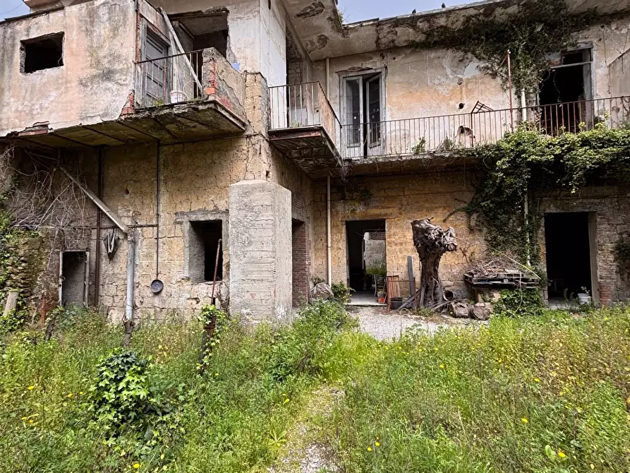 Immagine 1 di Palazzo in vendita  in via girardi 66 a Sant'antimo
