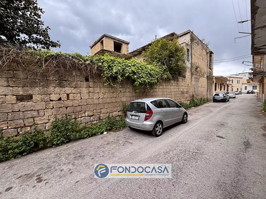 Immagine 10 di Palazzo in vendita  in via girardi 66 a Sant'antimo