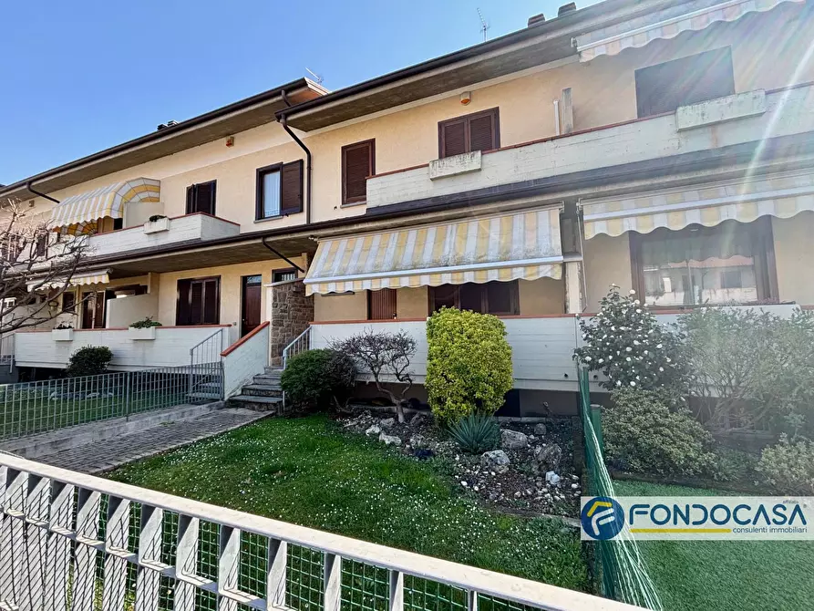 Immagine 2 di Villetta a schiera in vendita  a Palazzolo Sull'oglio