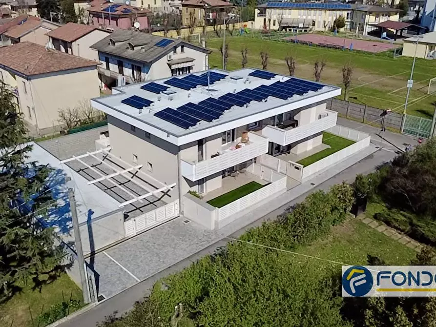 Immagine 2 di Appartamento in vendita  a Palazzolo Sull'oglio
