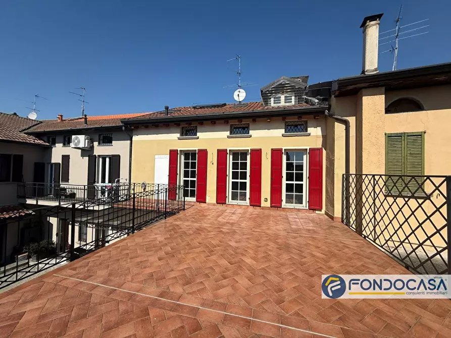 Immagine 1 di Ufficio in affitto  3 a Adro