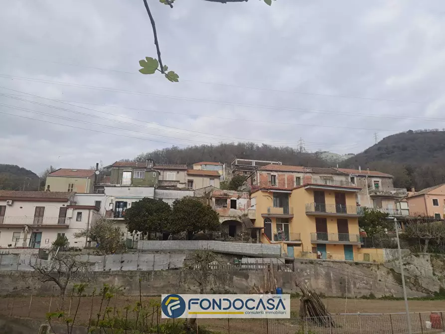 Immagine 5 di Appartamento in vendita  in Via Compra 70 a Salerno