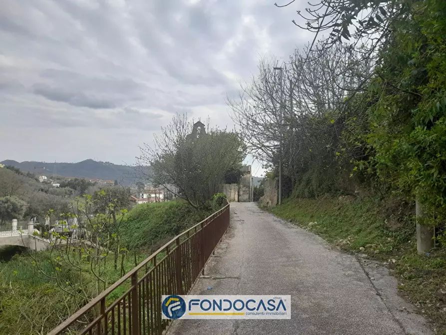 Immagine 6 di Appartamento in vendita  in Via Compra 70 a Salerno