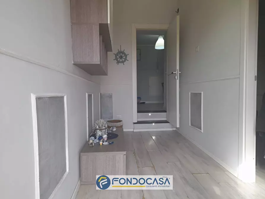 Immagine 10 di Appartamento in vendita  in Via Compra 70 a Salerno