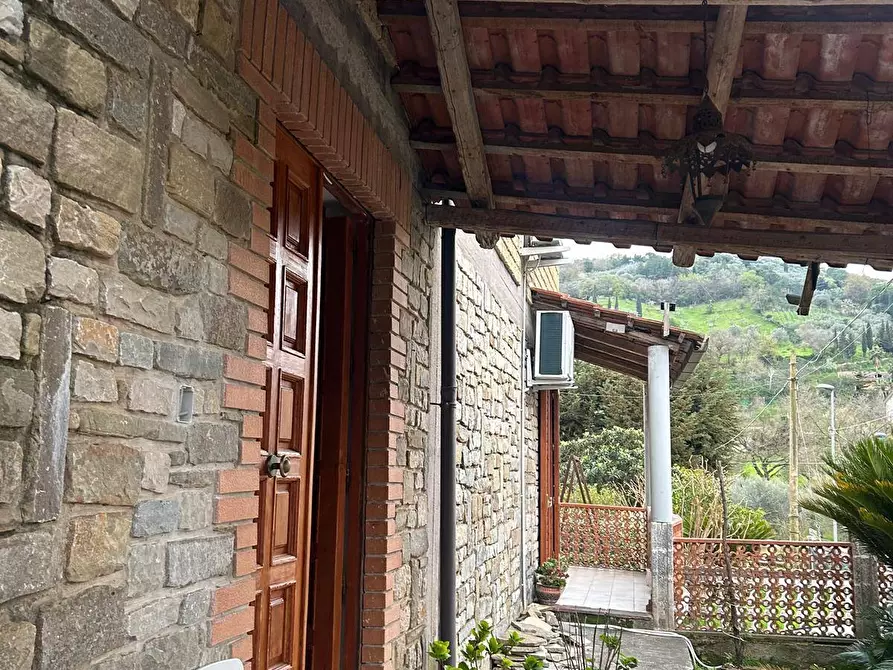 Immagine 2 di Casa semindipendente in vendita  in via don aldo borrelli 7 a Agropoli