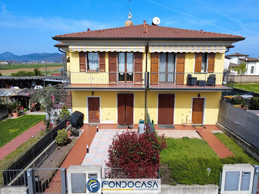 Immagine 2 di Appartamento in vendita  a Rovato