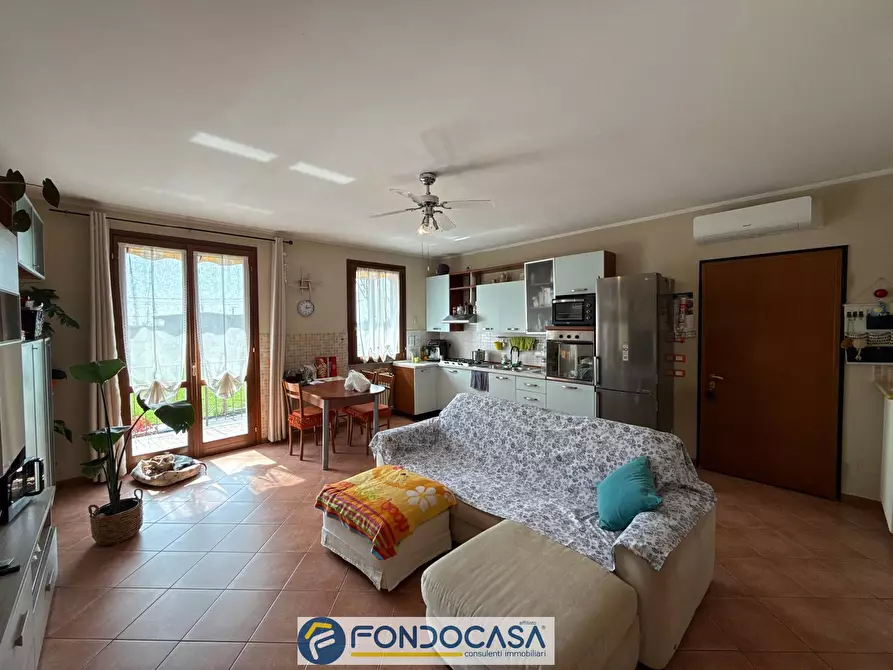 Immagine 6 di Appartamento in vendita  a Rovato