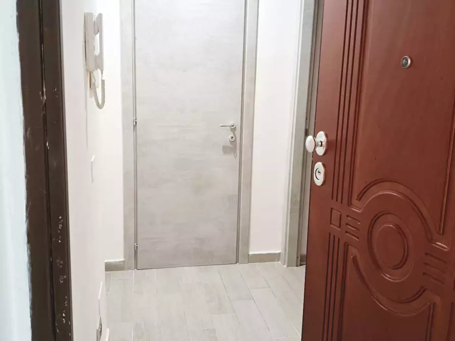 Immagine 4 di Ufficio in affitto  a Casavatore