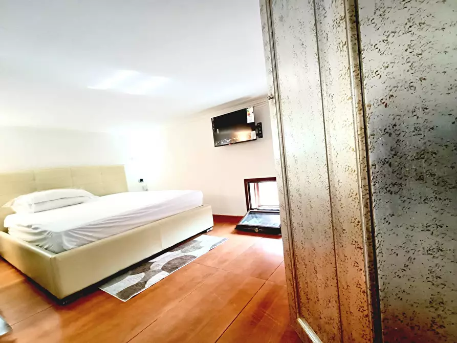 Immagine 21 di Appartamento in affitto  a Casoria