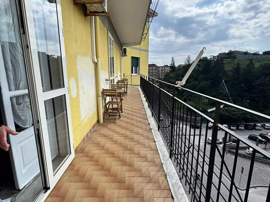 Immagine 5 di Appartamento in vendita  in via torrione 79 a Salerno