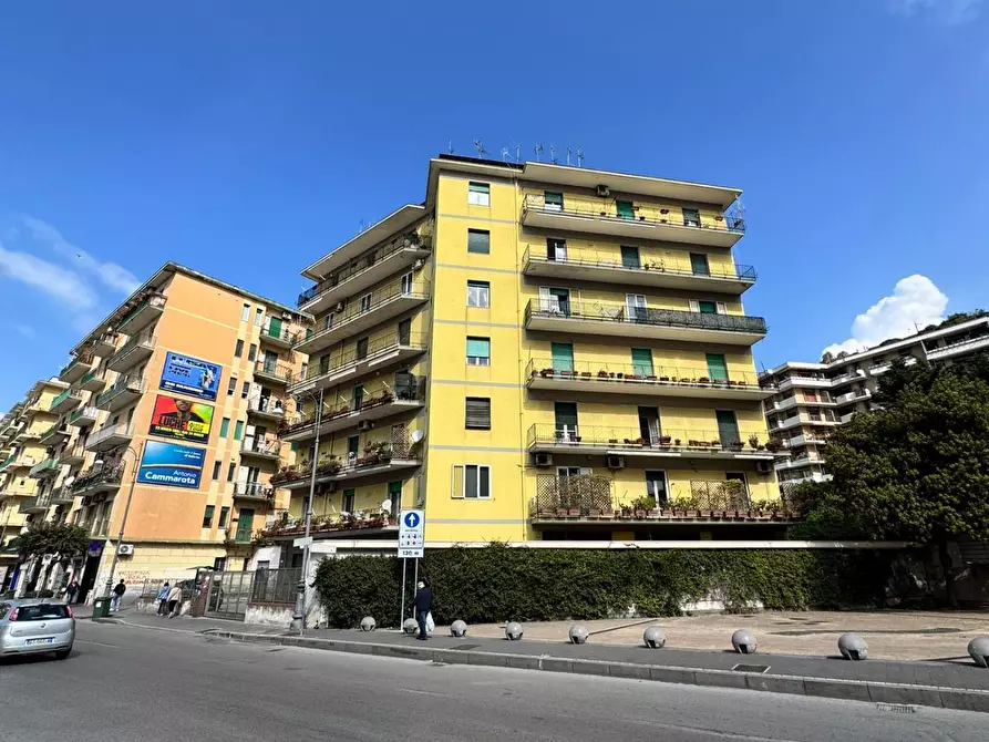 Immagine 2 di Appartamento in vendita  in via torrione 79 a Salerno