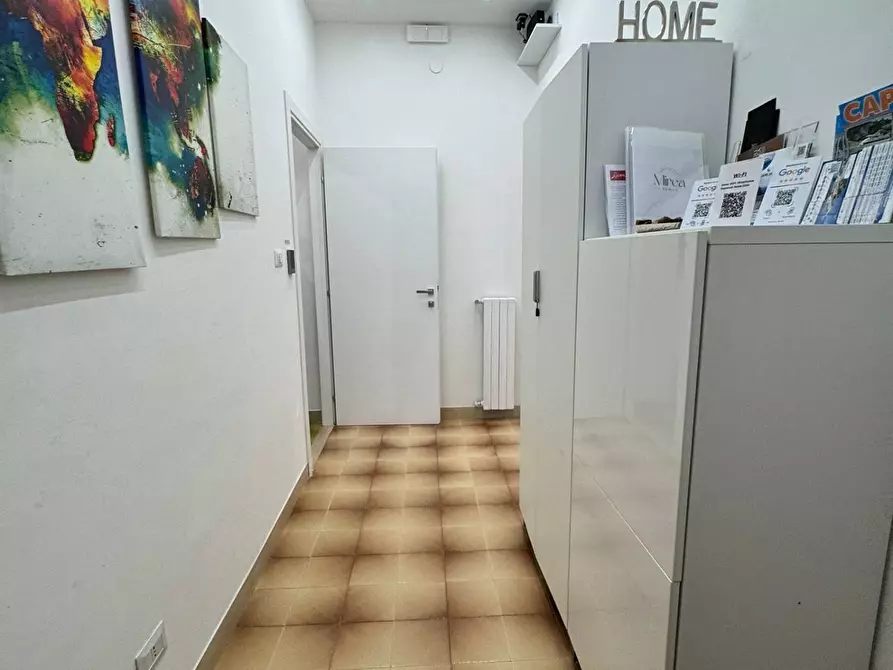 Immagine 16 di Appartamento in vendita  in via torrione 79 a Salerno