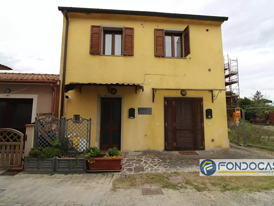 Immagine 19 di Casa indipendente in vendita  in Via Italio Calvino a Pontedera