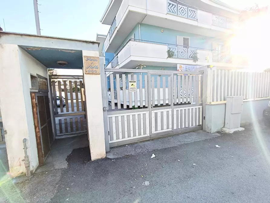 Immagine 3 di Cantina in affitto  a Camposano