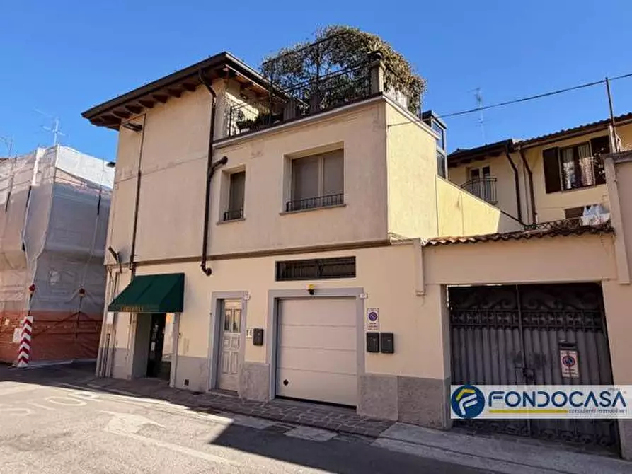 Immagine 1 di Appartamento in affitto  a Adro