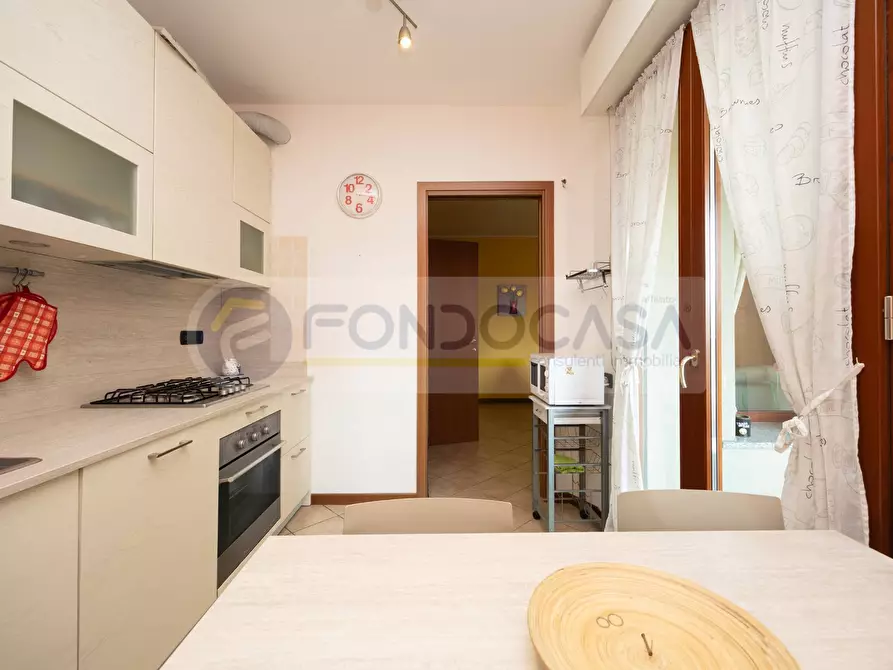 Immagine 9 di Appartamento in vendita  in via Tremelloni 40 a Milano