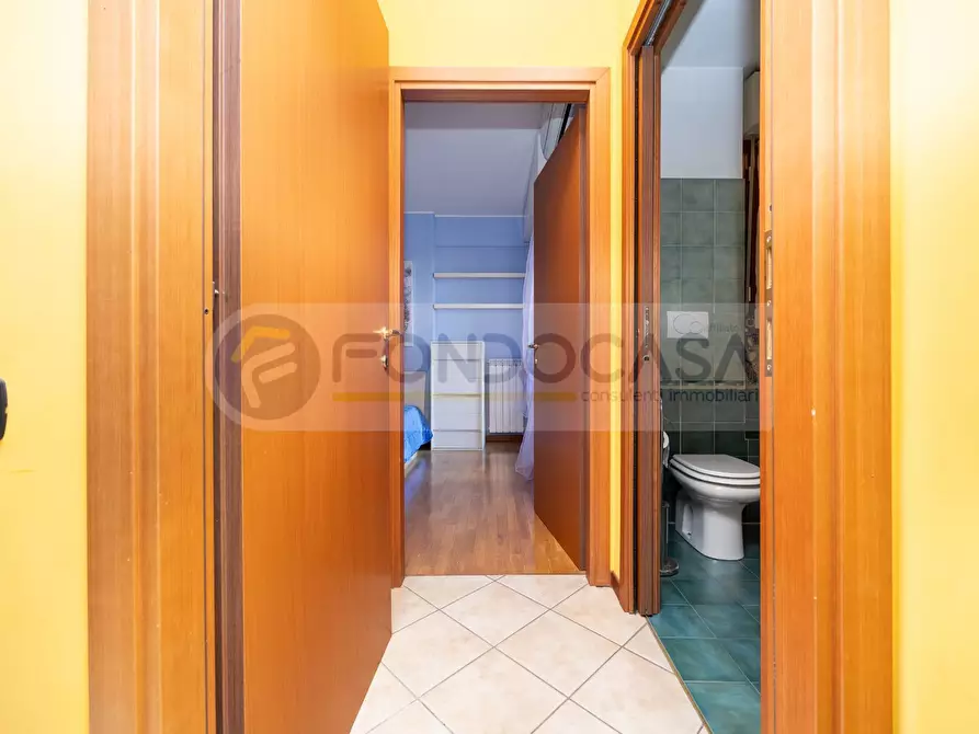 Immagine 12 di Appartamento in vendita  in via Tremelloni 40 a Milano