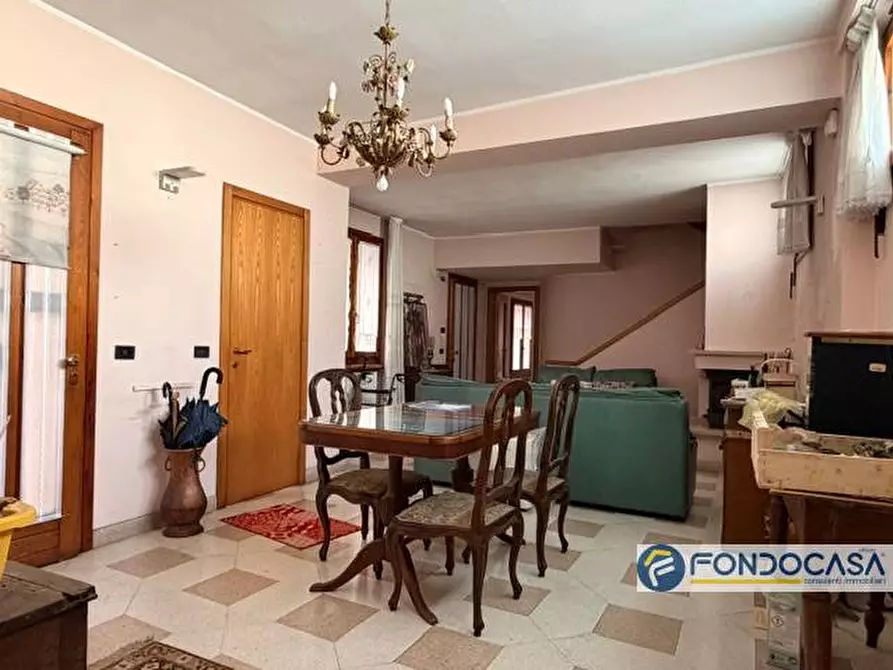 Immagine 12 di Appartamento in vendita  a Bariano