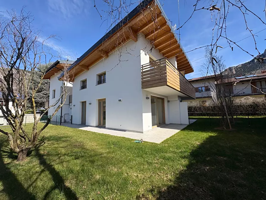 Immagine 1 di Casa semindipendente in vendita  in Viale Lodi 10 a Ardesio