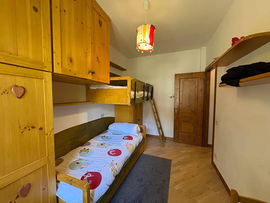 Immagine 13 di Appartamento in vendita  in Via Costa Salaer 71 a Ardesio