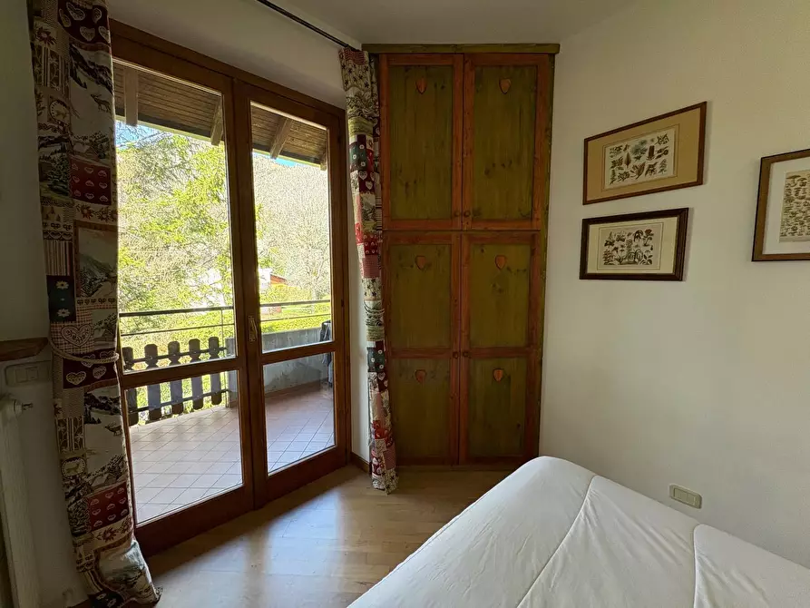 Immagine 11 di Appartamento in vendita  in Via Costa Salaer 71 a Ardesio