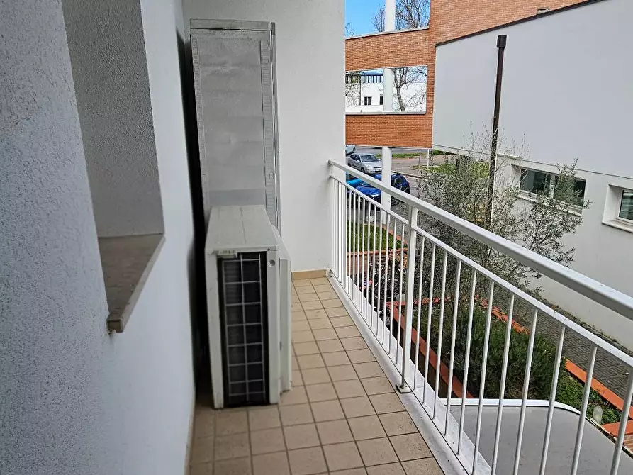 Immagine 7 di Ufficio in affitto  in Piazza Paul Harris a Ravenna