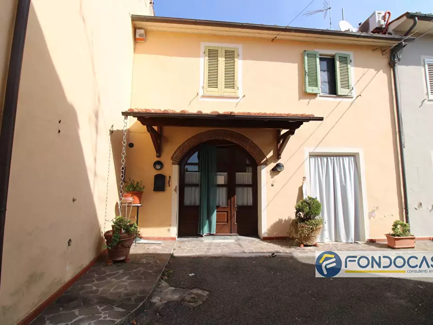 Immagine 2 di Casa indipendente in vendita  in Via Dei Novelli a Buti