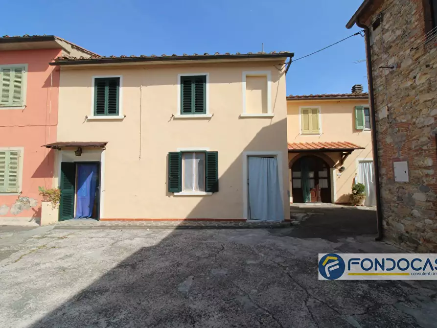 Immagine 1 di Casa indipendente in vendita  in Via Dei Novelli a Buti