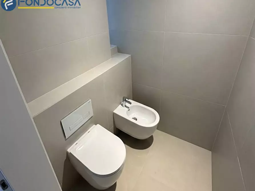 Immagine 11 di Appartamento in vendita  in Via Francesco Petrarca 20 a Monsampolo Del Tronto