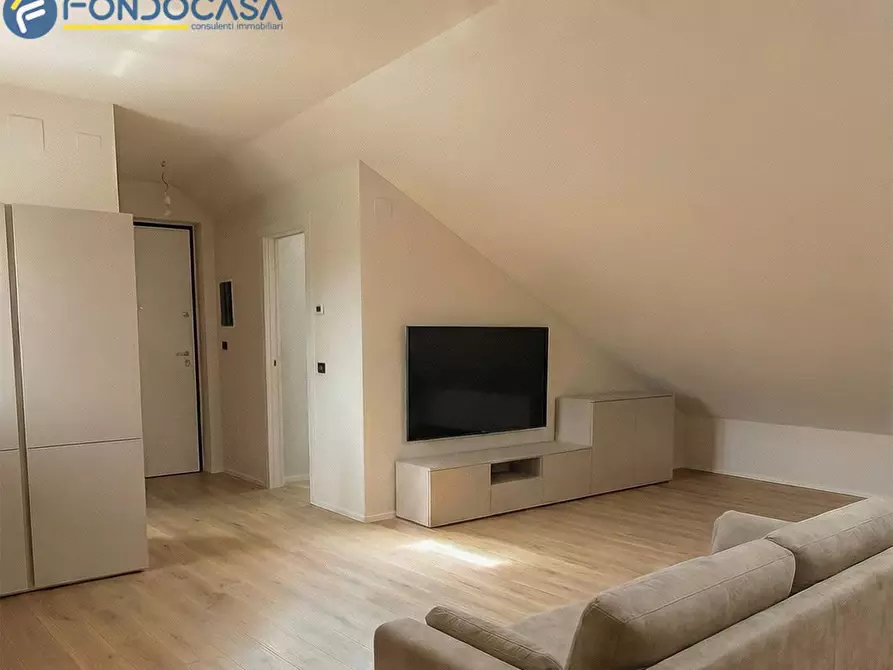 Immagine 3 di Appartamento in vendita  in Via Francesco Petrarca 20 a Monsampolo Del Tronto