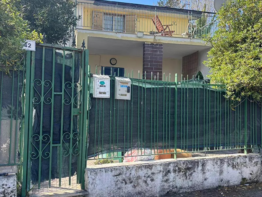 Immagine 11 di Villa in vendita  in via mar ionio 42 a Pontecagnano Faiano