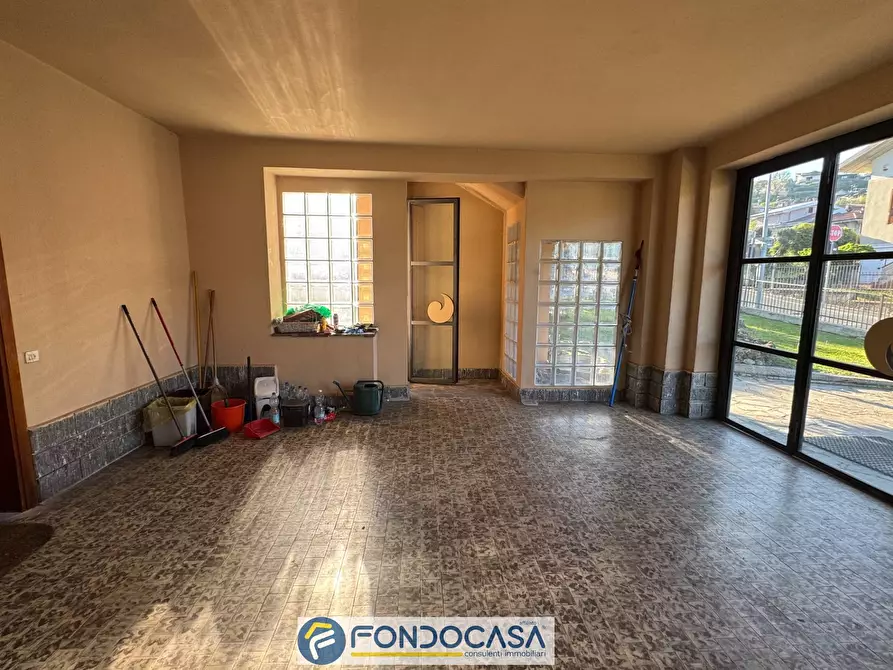 Immagine 12 di Villa in vendita  a Capriolo